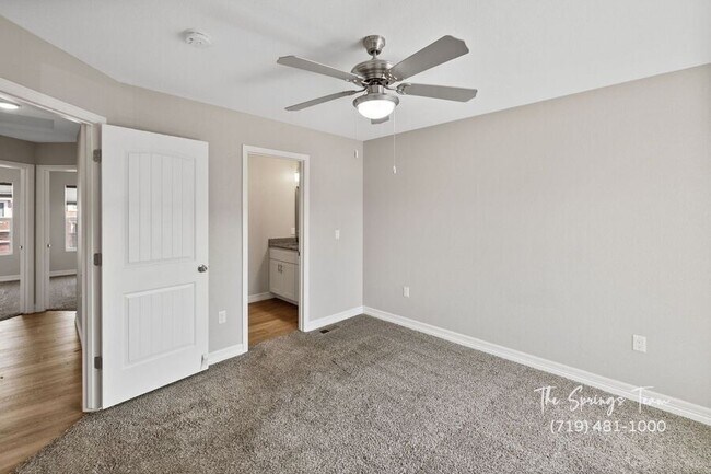 Building Photo - 740 Brambleberry Hts