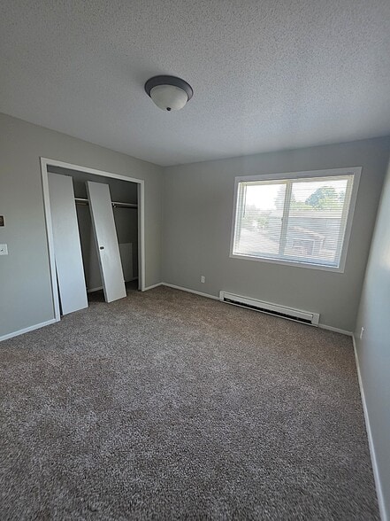 Building Photo - 333 Odanah Ave
