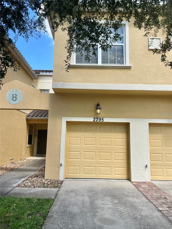 Building Photo - 2795 Oakwater Dr