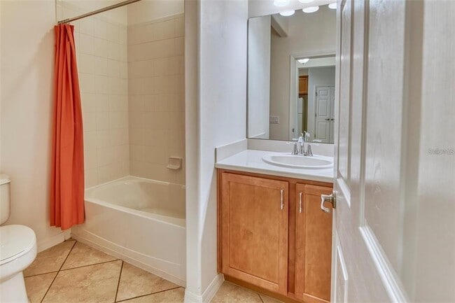 Building Photo - 2310 Palm Tree Dr