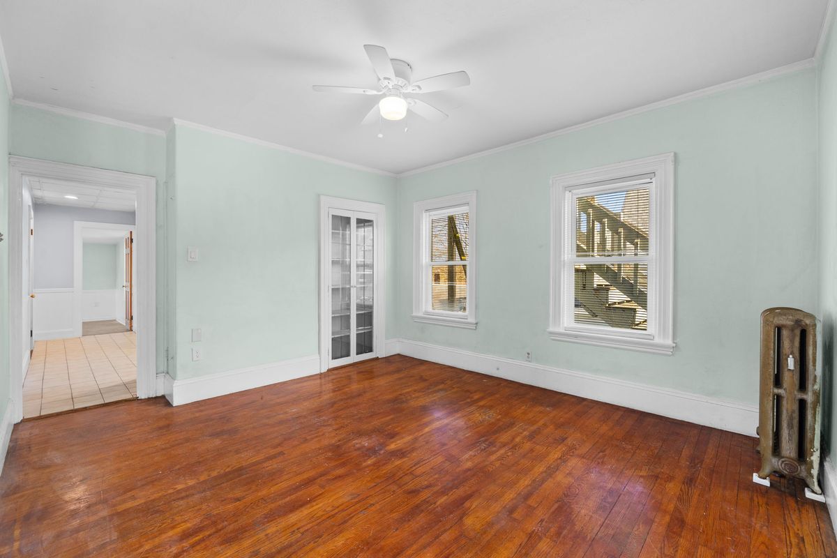 Building Photo - 149 Clifton Ave