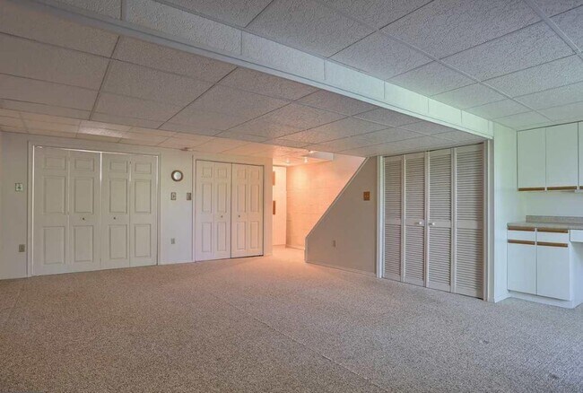 Building Photo - 50 Ironstone Dr