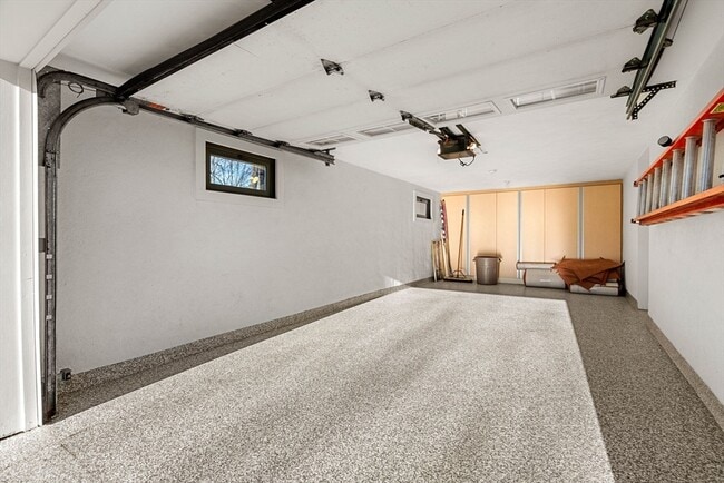 Building Photo - 30R Harbor St