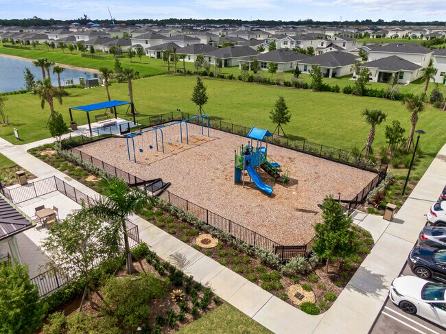 Building Photo - 11164 NW Middle Stream Dr