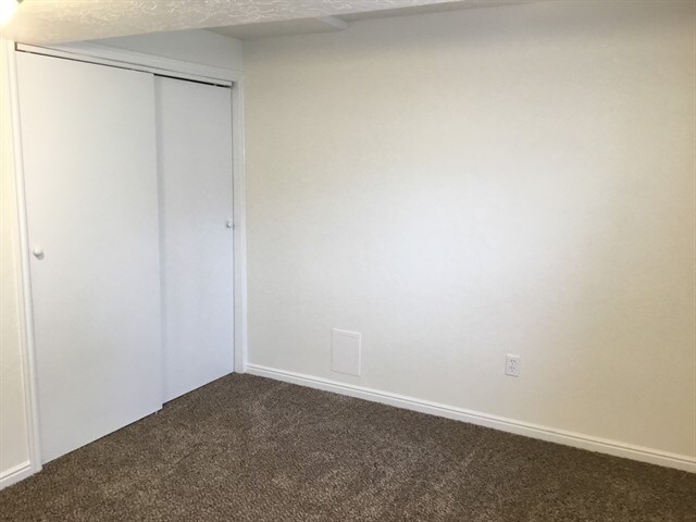 Building Photo - 2820 W 1425 N