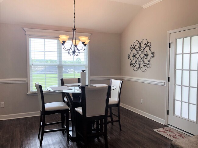 Building Photo - 7054 Summerton Dr