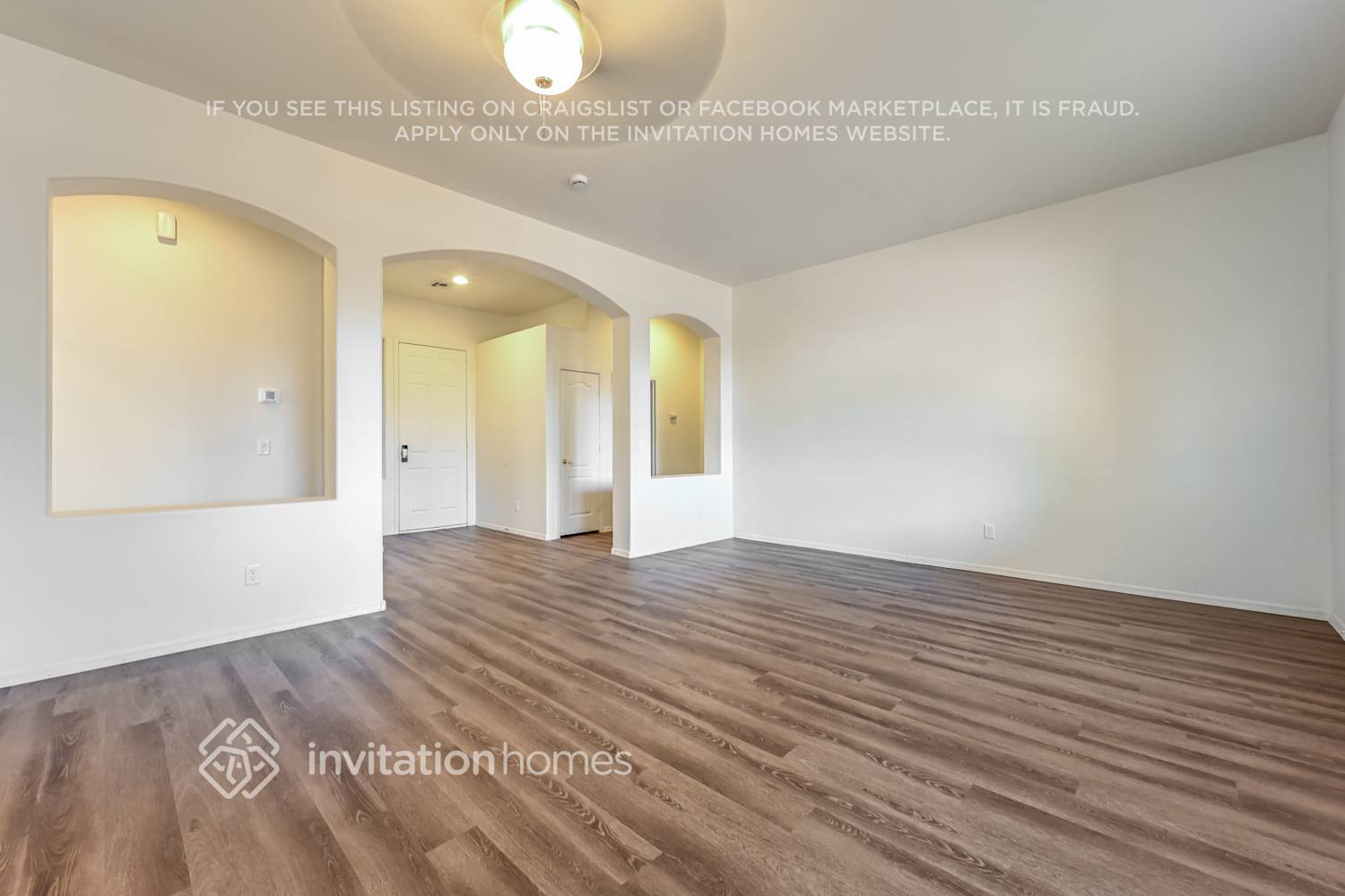 Building Photo - 16823 W Ocotillo St