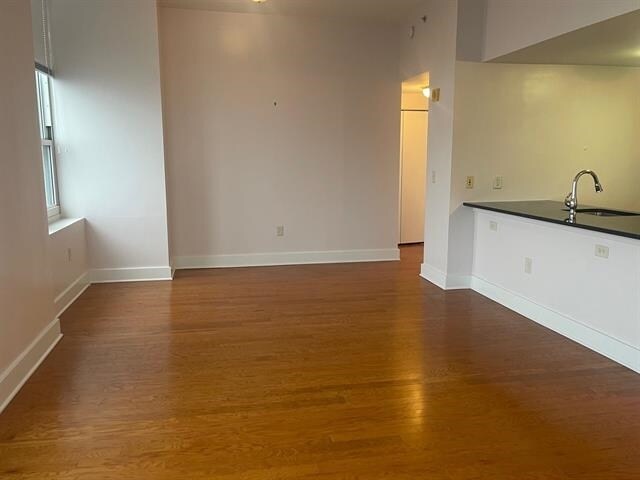 Building Photo - 88 Morgan St