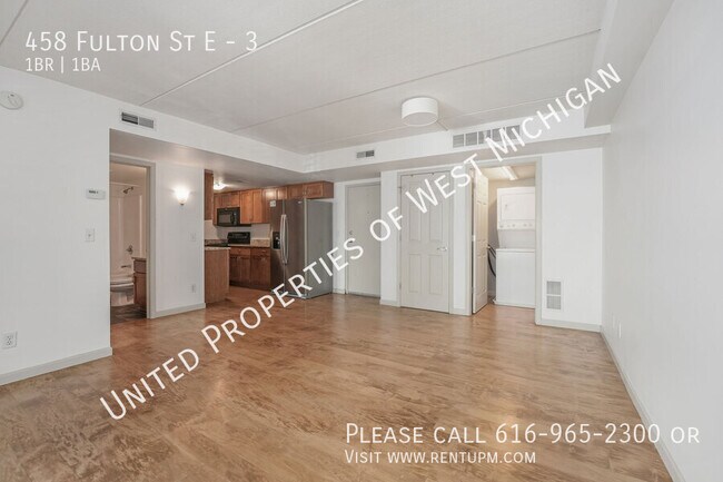 Building Photo - 458 Fulton St E