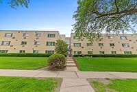 Building Photo - 700 McKinley Ave