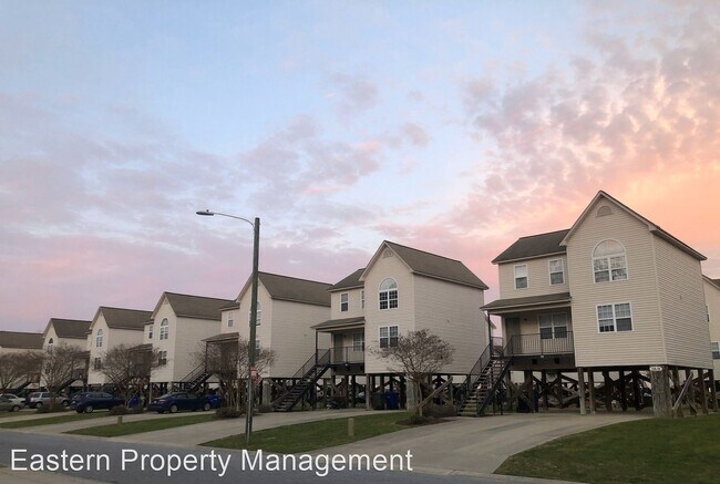 Primary Photo - 2600 Cypress View Dr