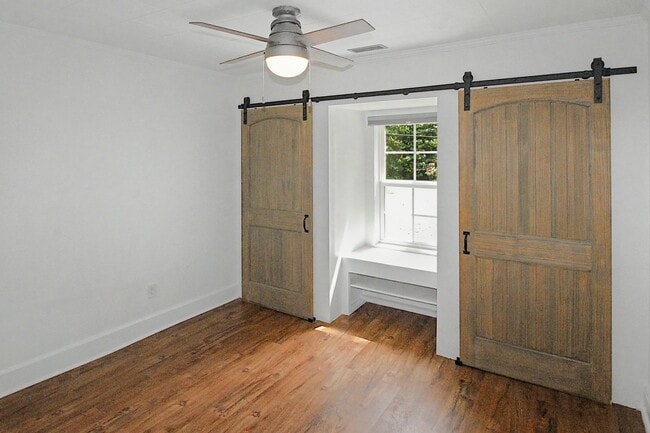 Building Photo - Fully Remodeled Home in the Heart of Belmont
