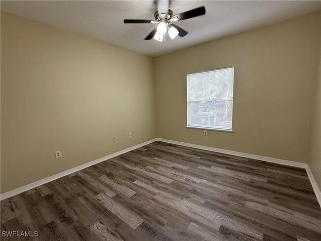 Building Photo - 11530 Villa Grand