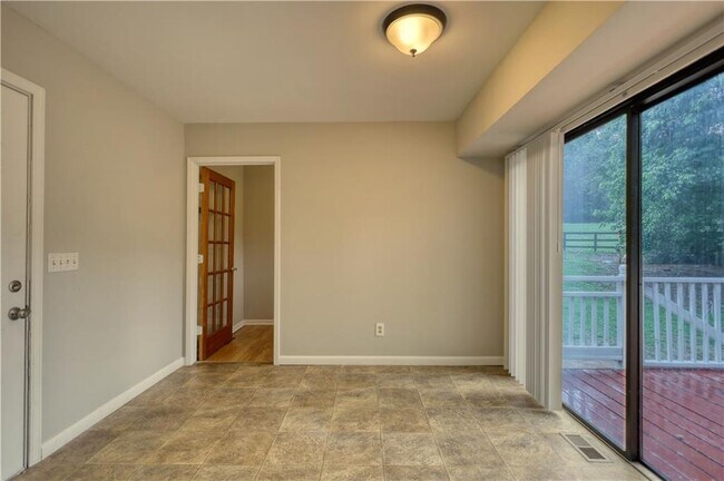 Building Photo - 175 Red Bank Rd