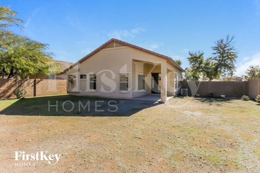 Building Photo - 4270 E Amarillo Dr