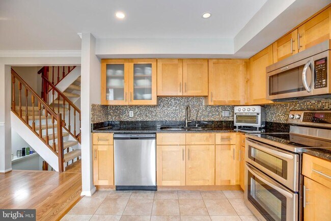 Building Photo - 3744 Keefer Ct