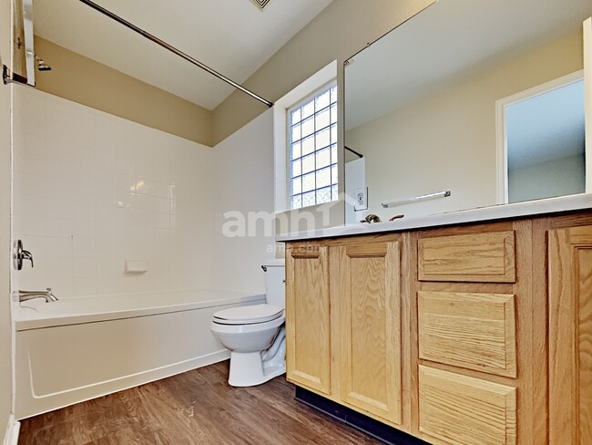 Building Photo - 3944 Malta St