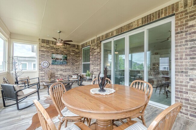 Building Photo - 144 Trotting Bear Ln