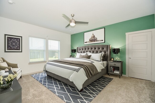 Building Photo - 8034 House bank Ln