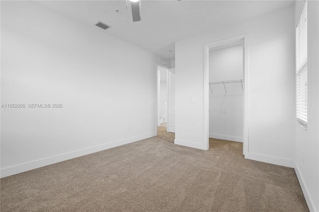 Building Photo - 4422 SW 122nd Ter