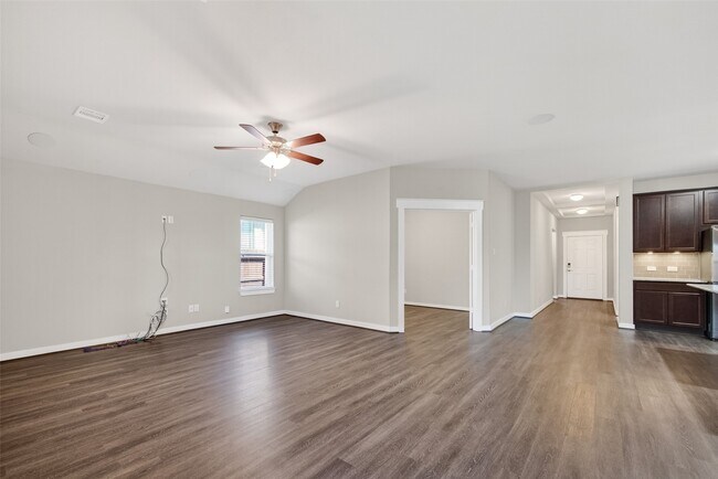 Building Photo - 12322 Sabine Point Dr