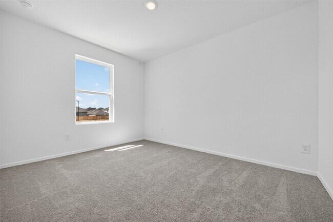 Building Photo - 16722 Spotted Oak Dr