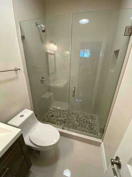 Building Photo - 12400 SW 97th Ave