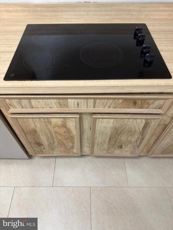 Building Photo - 8350 Greensboro Dr