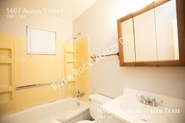 Building Photo - 5607 Alpha St