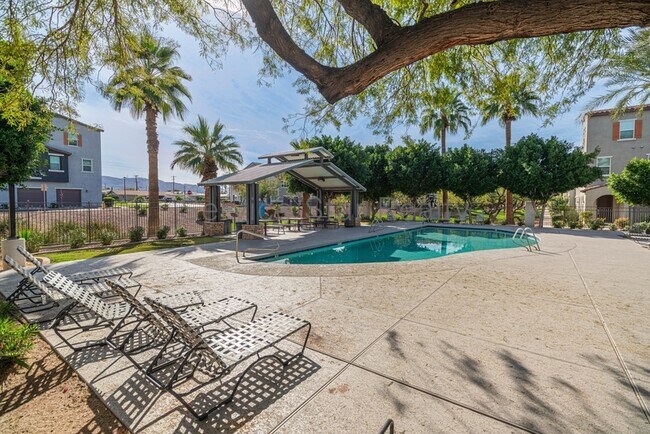 Building Photo - 5815 S 23rd Way