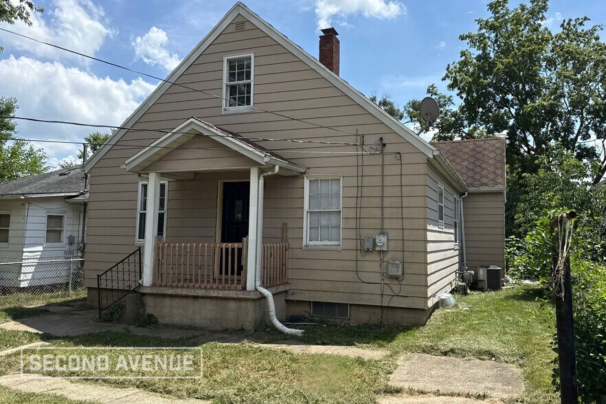 Building Photo - 1521 E Donald St