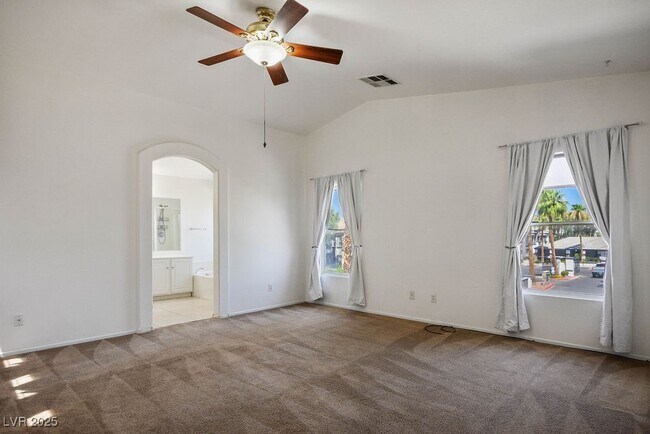 Building Photo - 5870 Gentleslope St