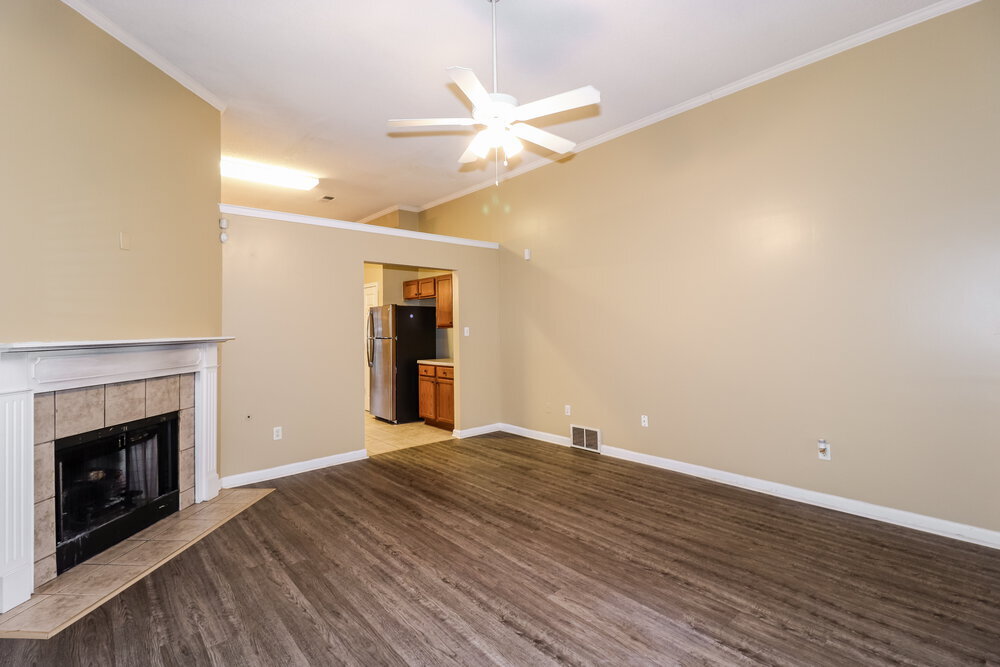 Building Photo - 8691 Overcup Oaks Dr