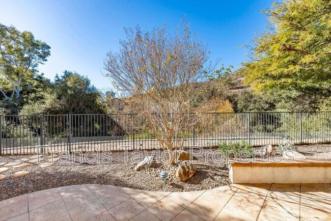 Building Photo - 29870 Platanus Dr