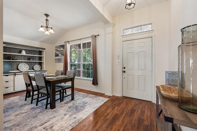 Building Photo - 221 Stone Crest Blvd