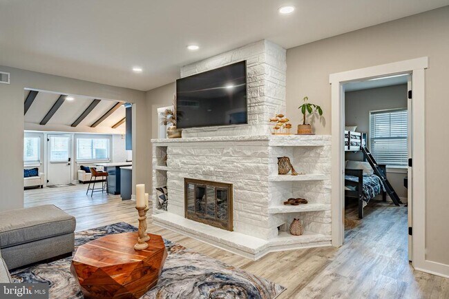 Building Photo - 5708 Park Blvd