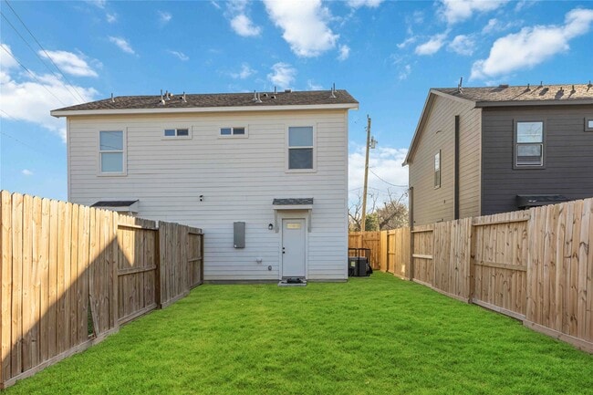 Building Photo - 7710 Independence St