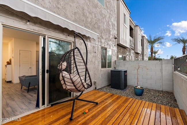 Building Photo - 2259 W Harmont Dr