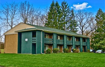 Building Photo - Brittain Road multi-family apartment with 1 bedroom and 1 bathroom!