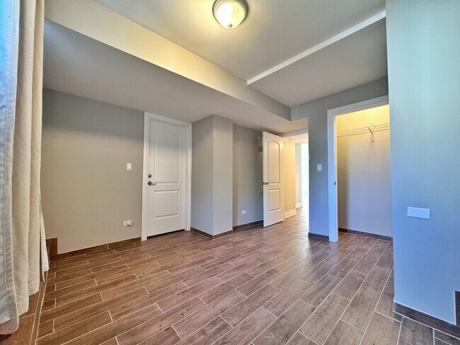 Building Photo - 517 S Campbell Ave