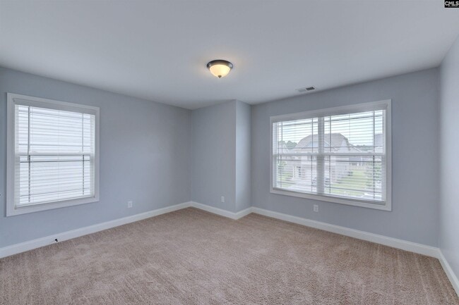 Building Photo - 3014 Gedney Cir