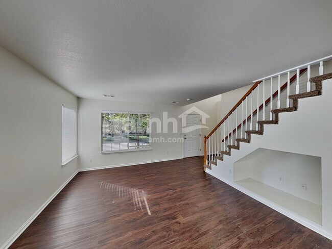 Building Photo - 4570 N Orleans St