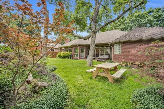 Building Photo - 1206 Brook Arbor Dr