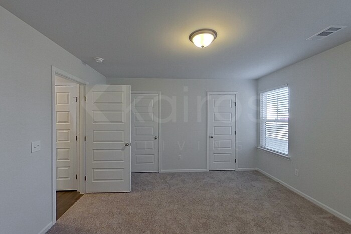 Building Photo - 116 Western Red Cedar Dr