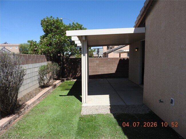 Building Photo - 9195 Briarthorne St