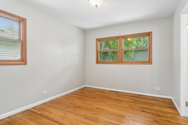 Building Photo - 1525 N Patton Ave