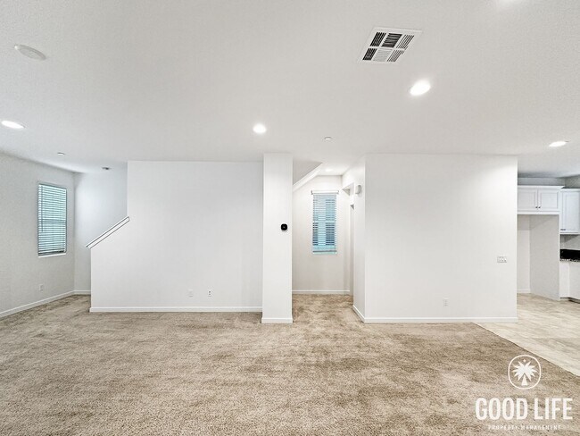 Building Photo - Beautiful 3BR Home in Stanton | Private Yard + 3 Car Attached Garage