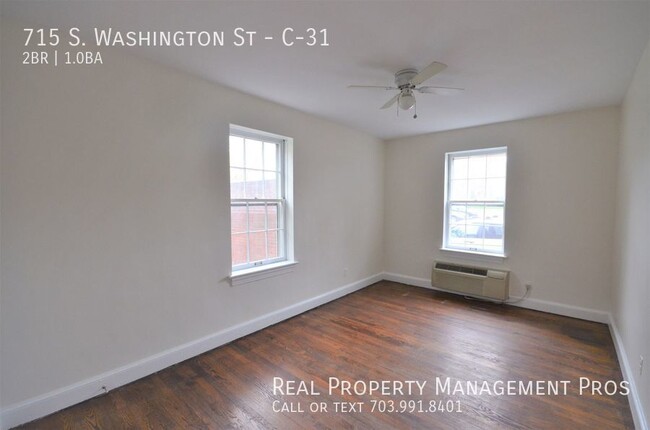 Building Photo - Old Town Alexandria 2 Bedroom