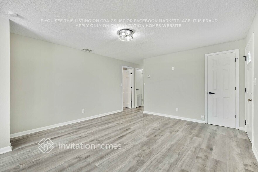 Building Photo - 309 Edson Dr