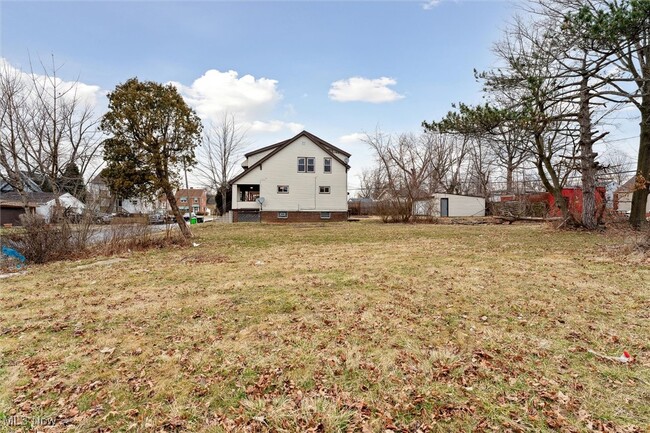 Building Photo - 4367 E 139th St